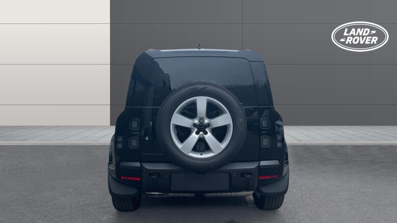 Land Rover Defender 3.0 D250 X-Dynamic SE 110 5dr Auto Diesel Estate